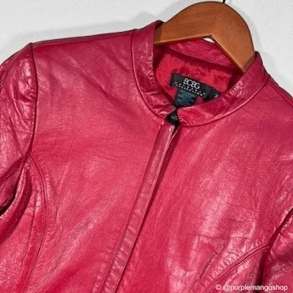 VINTAGE BCBG Max Azria Y2K Cherry Red Leather Jacket | Fitted Moto | Women's M - Picture 2 of 13